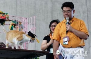 جامعة تقيم حفل تخرّج.. وبطلته ”قطّة“! (صور)