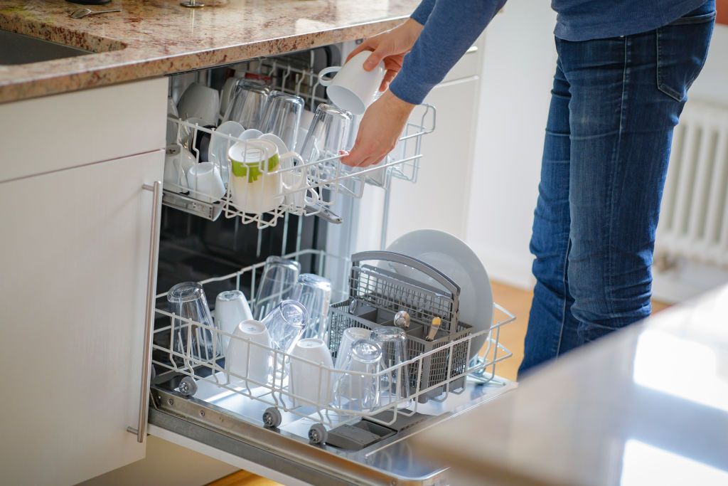 للرجل.. 5 خطوات تخفف التوتر والإجهاد عن زوجتك (صور)