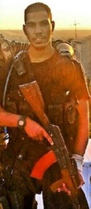 4 إرهابيين بريطانيين استخدموا هاتفاً واحداً لتوثيق حياتهم مع ”داعش“