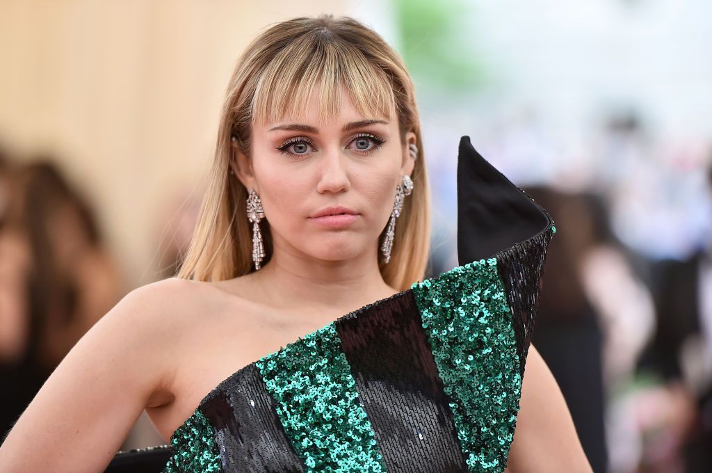NEW YORK, NEW YORK - MAY 06: Miley Cyrus attends The 2019 Met Gala Celebrating Camp: Notes on Fashion at Metropolitan Museum of Art on May 06, 2019 in New York City. (Photo by Theo Wargo/WireImage)