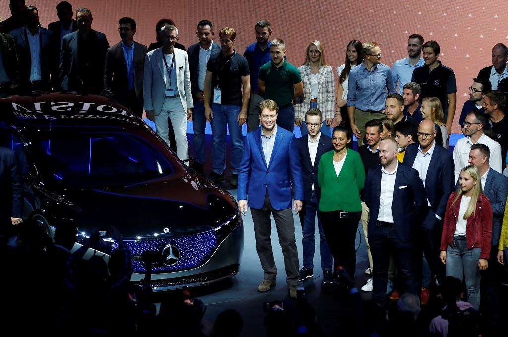 Mercedes-Benz AMG CEO Ola Kallenius with company employees stand next to Mercedes-Benz Vision EQS at the 2019 Frankfurt Motor Show (IAA) in Frankfurt, Germany, September 10, 2019. REUTERS/Ralph Orlowski