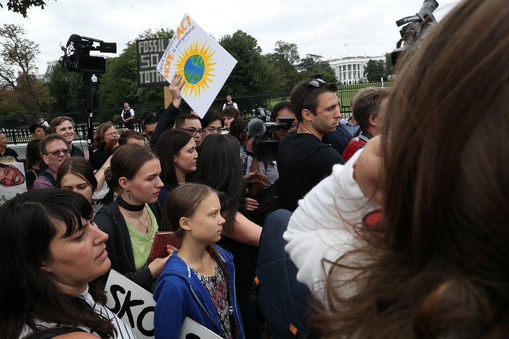 Swedish teen climate activist Greta Thunberg and other environmental advocates join Washington DC-area students at a rally on the Ellipse near the White House in Washington U.S., September 13, 2019. REUTERS/Leah Millis