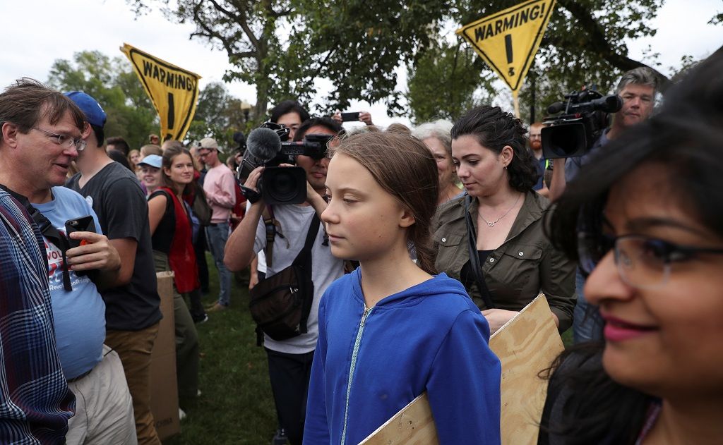 Swedish teen climate activist Greta Thunberg and other environmental advocates join Washington DC-area students at a rally on the Ellipse near the White House in Washington U.S., September 13, 2019. REUTERS/Leah Millis