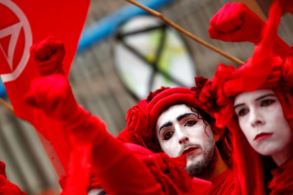 تظاهرات المناخ تجتاح العالم (صور)