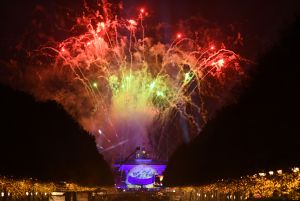 ألمانيا تحتفل بالذكرى الثلاثين لسقوط جدار برلين (بالصور)