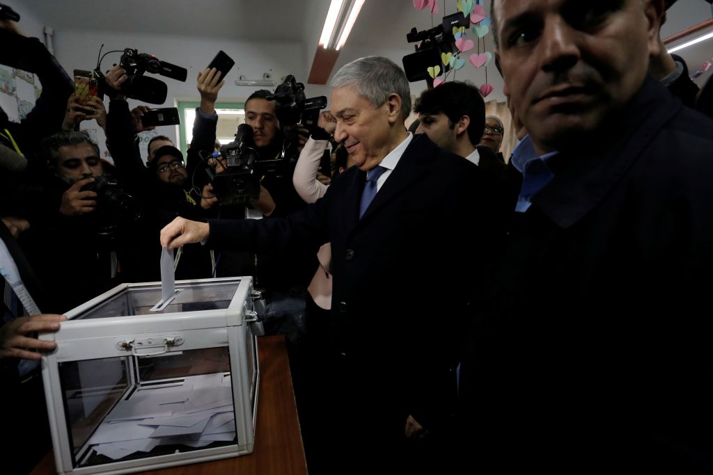 انتخابات الجزائر.. من هو صاحب الكفّة المرجحة؟