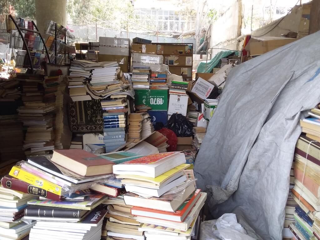 أشهر بسطات الكتب في سوريا تغلق بسبب فيروس كورونا