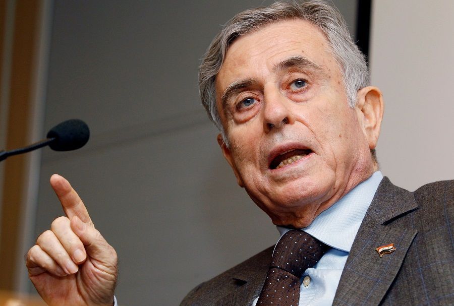 بالصور.. ماذا تعرف عن عبد الحليم خدام ؟