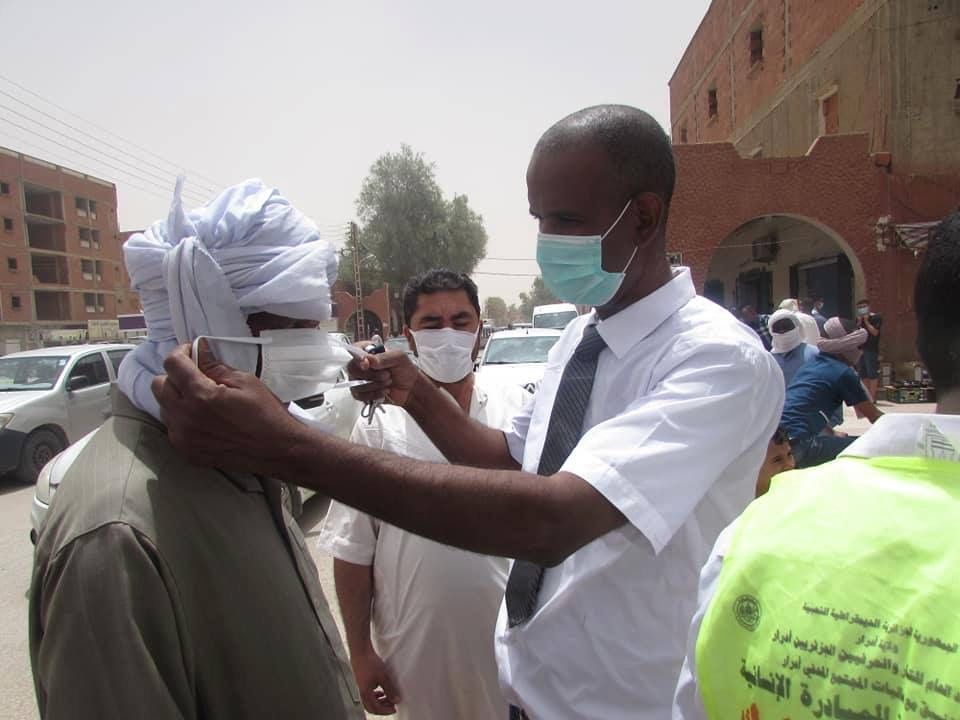 حملة وطنية لتوزيع الكمامات مجاناً في كافة أنحاء الجزائر