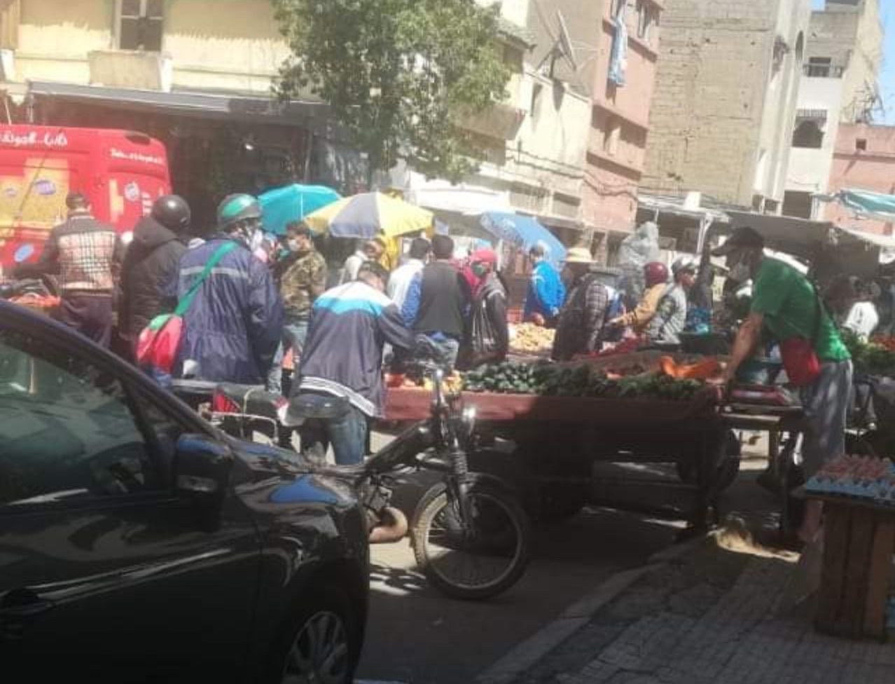 الأسواق الأسبوعية في رمضان بؤر خطيرة لإنتشار فيروس كورونا بالمغرب 3 الأسواق الأسبوعية في رمضان بؤر خطيرة لإنتشار فيروس كورونا بالمغرب