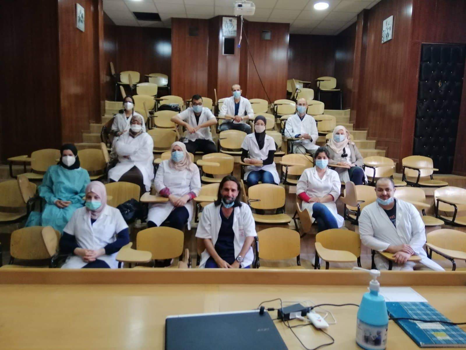 صحتك النفسية أونلاين.. أطباء من الجزائر ينشؤون خلية مساعدة من تأثيرات كورونا