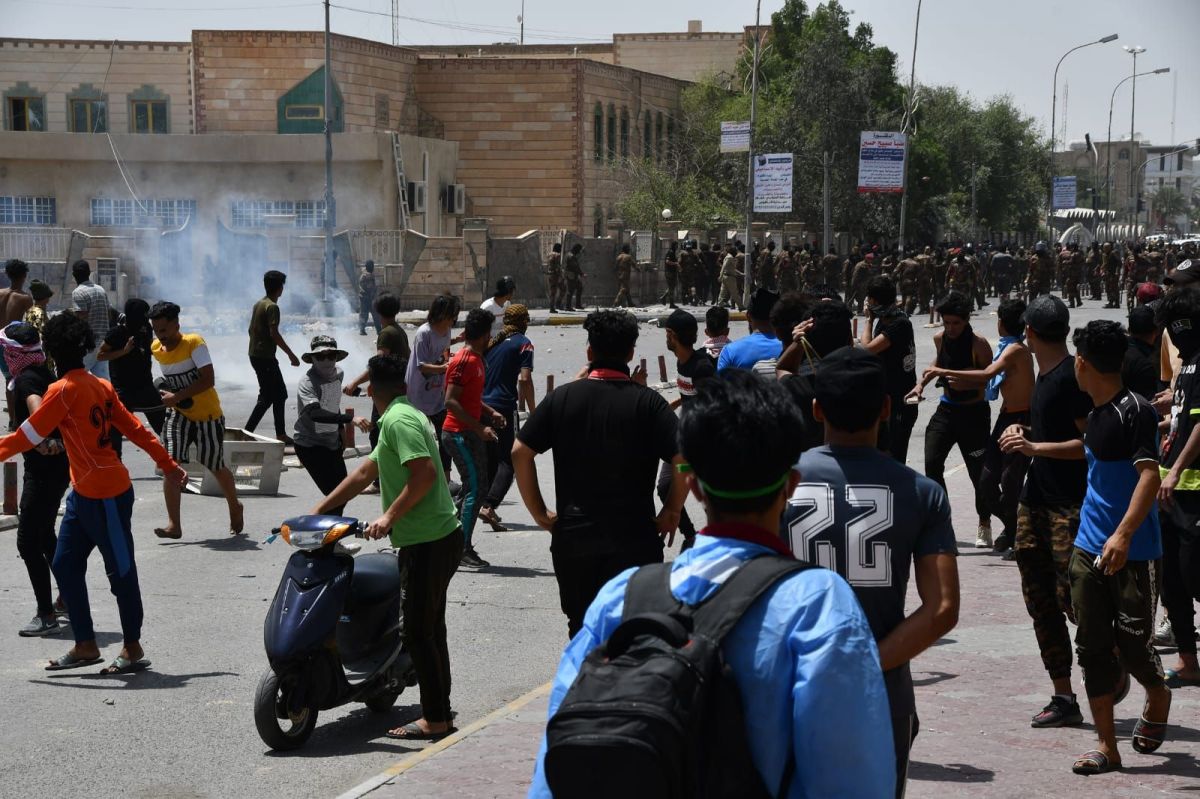 العراق.. عشرات الاصابات في تظاهرة بمحافظة ذي قار