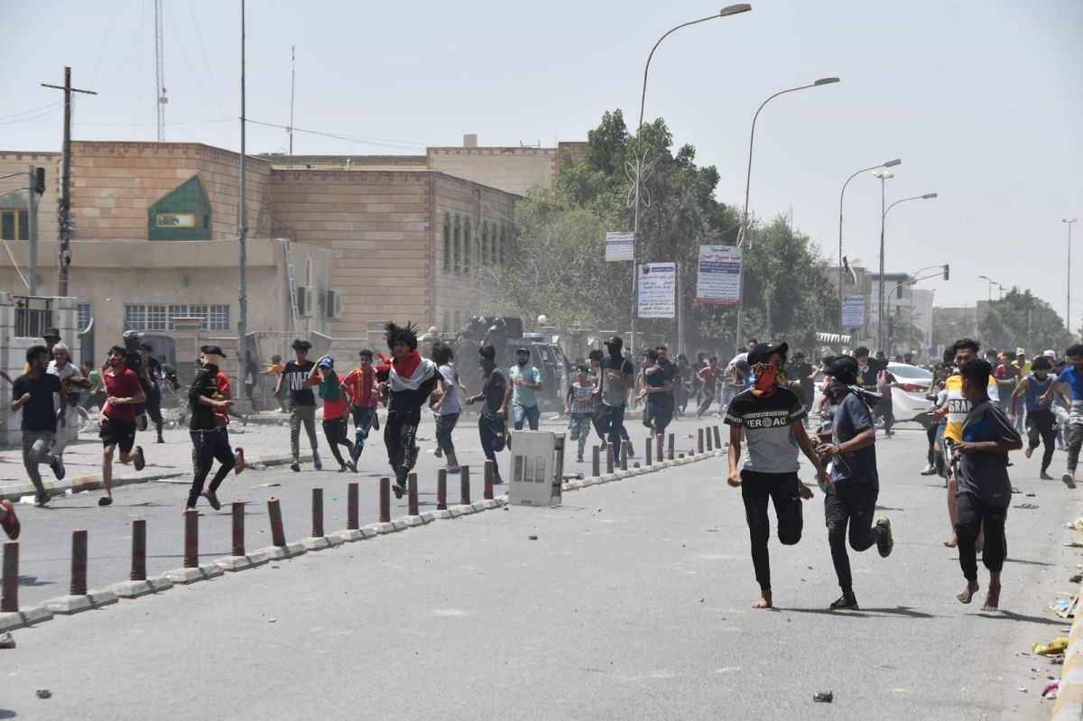 العراق.. عشرات الاصابات في تظاهرة بمحافظة ذي قار