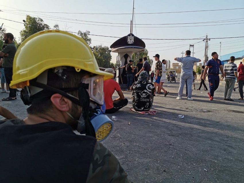 تظاهرة في النجف للمطالبة باستقالة محافظها