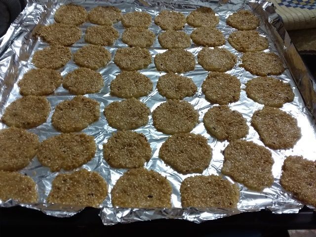 جنون أسعار الحلويات في سوريا ينشّط صناعتها المنزلية ويحوّلها لمشاريع رابحة