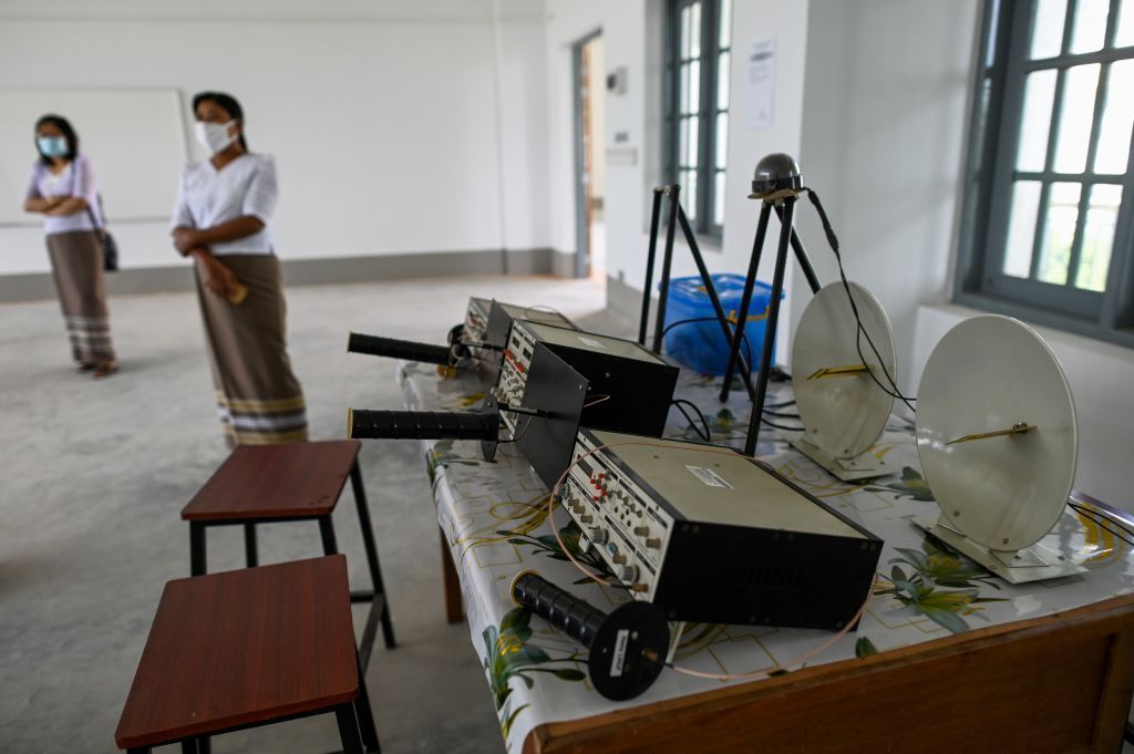 بالفيديو.. بورما تقترب من تحقيق حلمها الفضائي بإطلاق أول قمر اصطناعي 4 بالفيديو.. بورما تقترب من تحقيق حلمها الفضائي بإطلاق أول قمر اصطناعي