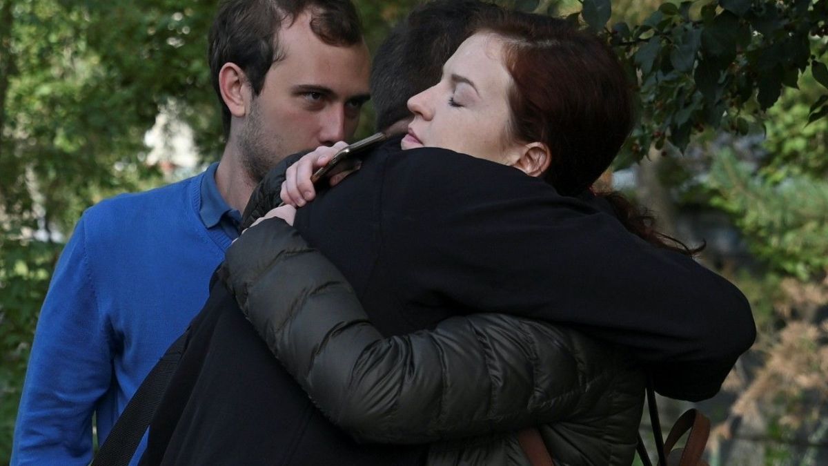 بالصور | قصة المعارض الروسي أليكسي نافالني وكوب الشاي المسموم