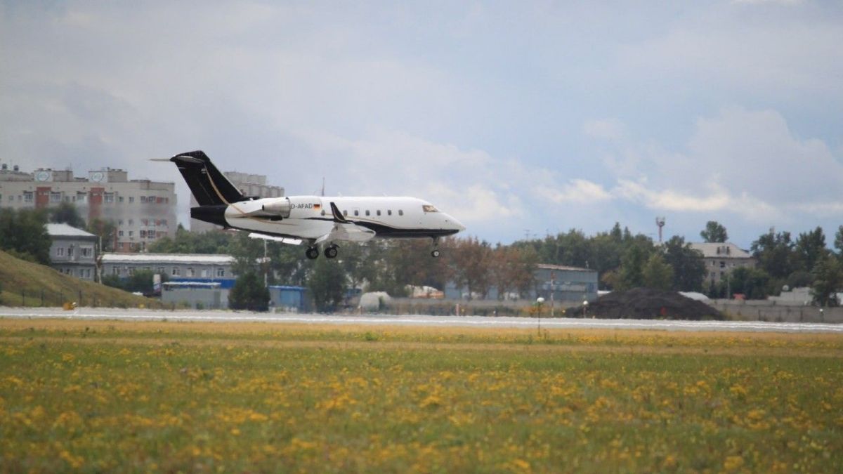بالصور | قصة المعارض الروسي أليكسي نافالني وكوب الشاي المسموم