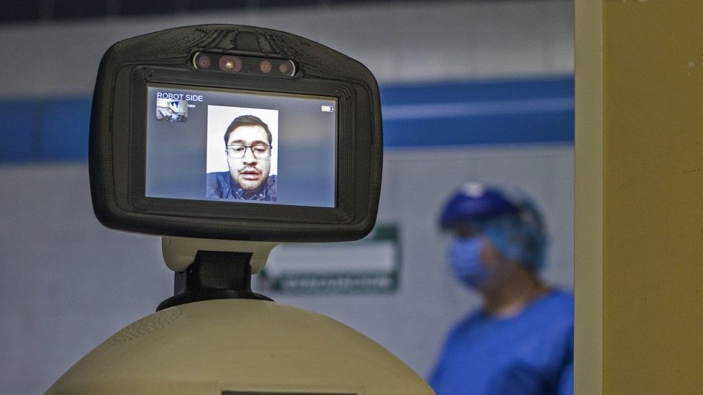 View of the screen of “LaLuchy Robotina” robot at the 20 de Noviembre National Medical Center in Mexico City, on August 27, 2020, amid the new coronavirus pandemic. - The robot helps health workers with consultations, therapies and mental health evaluations of COVID-19 patients, as part of the Psychiatry, Paidopsychiatry, Psychology and Neuropsychology service of the hospital. (Photo by CLAUDIO CRUZ / AFP)