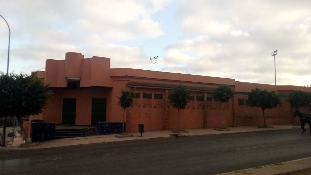 المغرب.. تحويل مسبح الغابة الخضراء بمولاي رشيد إلى ملعب كرة قدم بعد إغلاقه لـ 22 عاماً