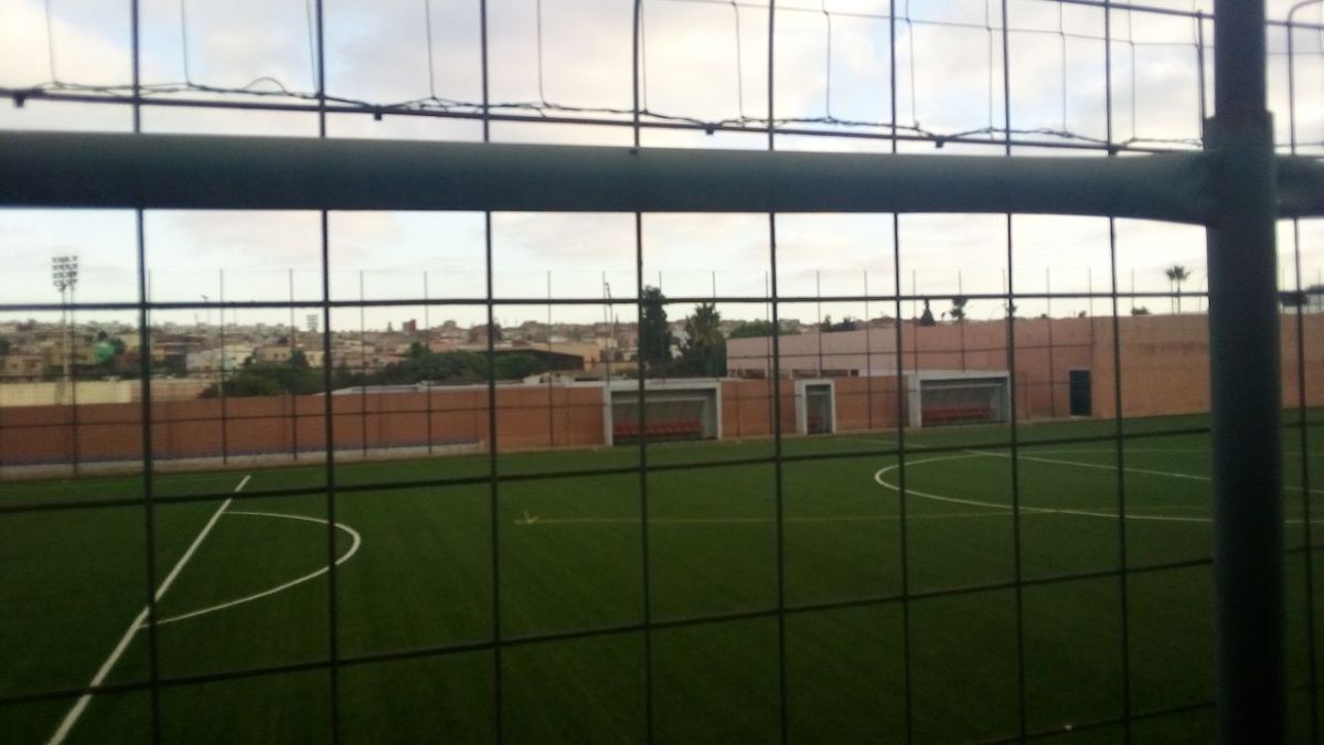 المغرب.. تحويل مسبح الغابة الخضراء بمولاي رشيد إلى ملعب كرة قدم بعد إغلاقه لـ 22 عاماً