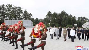 في ذكرى تأسيسها.. كيف تكشف كوريا الشمالية عن ضعفها؟ 1 في ذكرى تأسيسها.. كيف تكشف كوريا الشمالية عن ضعفها؟