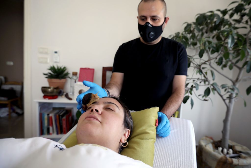 ما علاقة الحلزون بنضارة البشرة في الأردن؟ 3 ما علاقة الحلزون بنضارة البشرة في الأردن؟