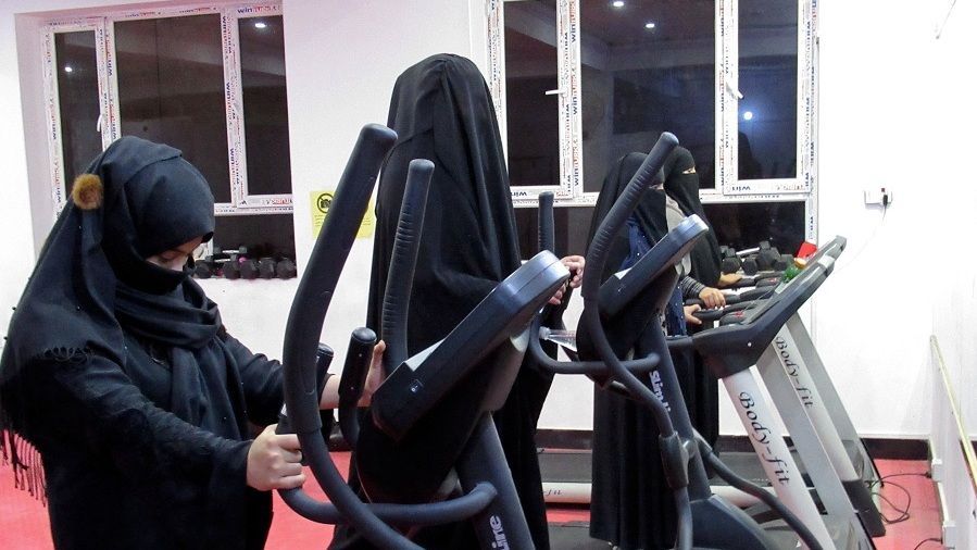 Afghan women exercise in a fitness gym in Kandahar, Afghanistan September 16, 2020. Picture taken September 16, 2020. REUTERS/Ismail Sameem NO RESALES. NO ARCHIVES