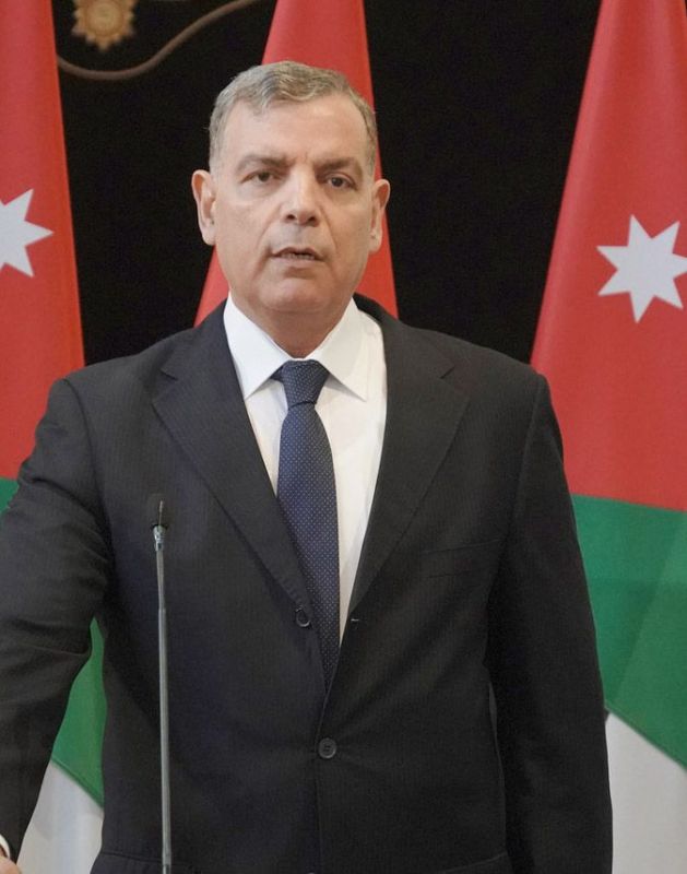 الأردن.. سلسلة قرارات للحد من تفشي كورونا في المملكة 1 الأردن.. سلسلة قرارات للحد من تفشي كورونا في المملكة