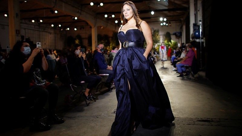 صورة لعارضة الأزياء آشلي جراهام /رويترز