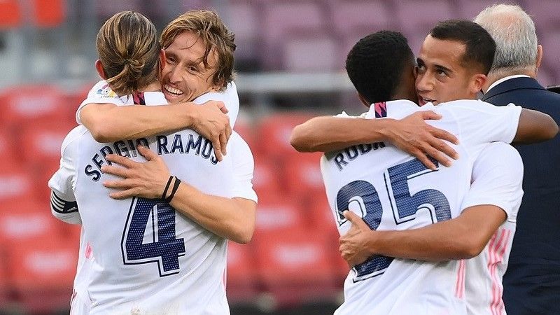 ريال مدريد يحسم كلاسيكو الأرض بثلاثية في شباك برشلونة.. مطبخ أخبار الليلة 24/10