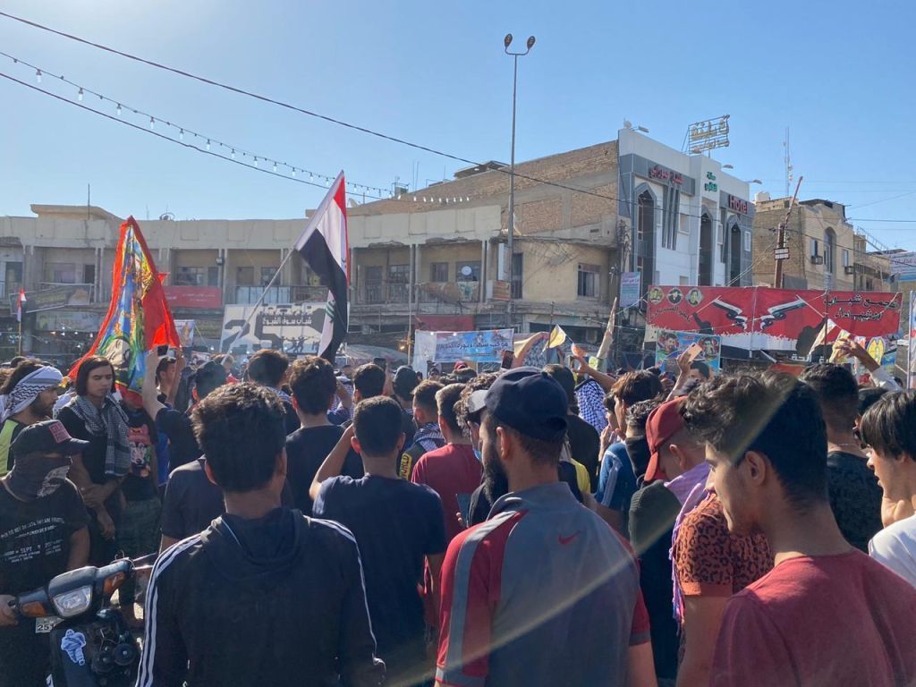 تجدد الاحتجاجات في العراق والعاصمة تشهد توافداً من محافظات أخرى 2 تجدد الاحتجاجات في العراق والعاصمة تشهد توافداً من محافظات أخرى