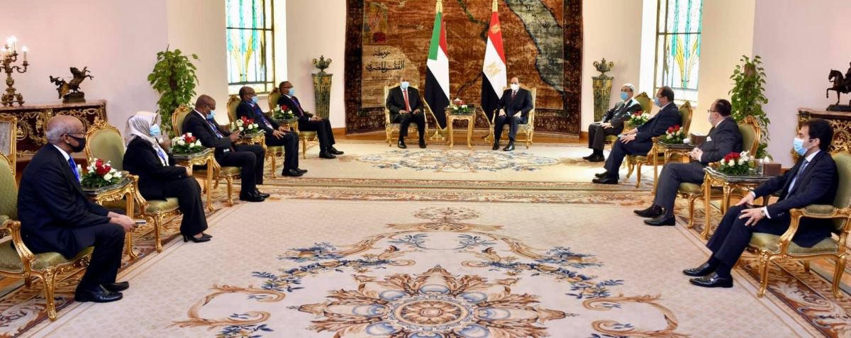 مصر والسودان يتمسكان بالتوصل إلى "اتفاق ملزم" بشأن سد النهضة