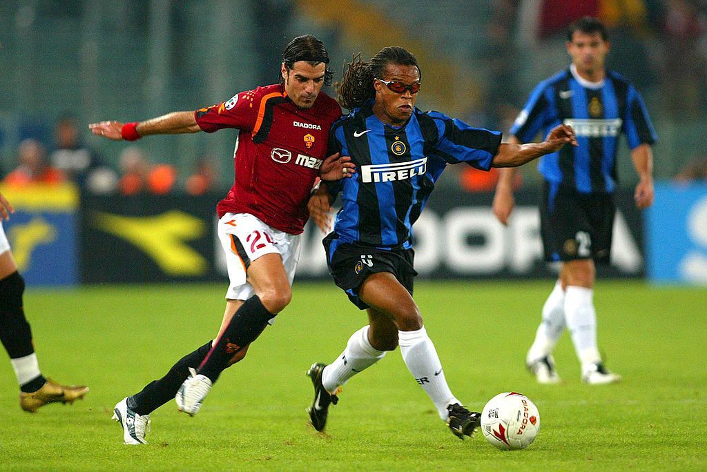 أساطير ارتدوا قميص قطبي ميلانو إنتر وميلان 2 أساطير ارتدوا قميص قطبي ميلانو إنتر وميلان