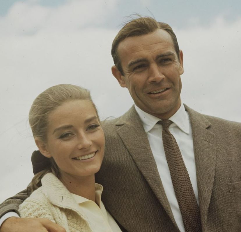 شون كونري في فيلم أصبع الذهب 