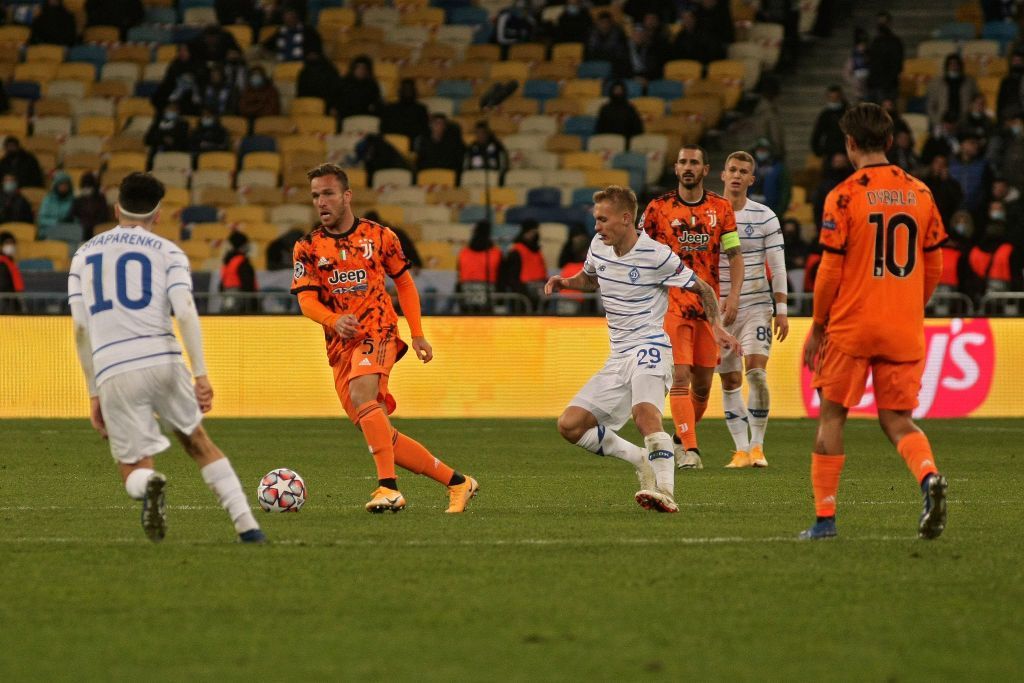 بسبب كورونا.. مباراة برشلونة ودينامو كييف مهددة بالتأجيل