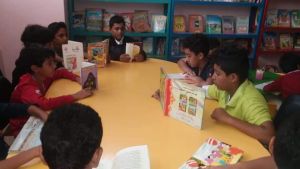 "مكتبة مسواط" تعزز ثقافة القراءة لدى أطفال كريتر في عدن 2 "مكتبة مسواط" تعزز ثقافة القراءة لدى أطفال كريتر في عدن