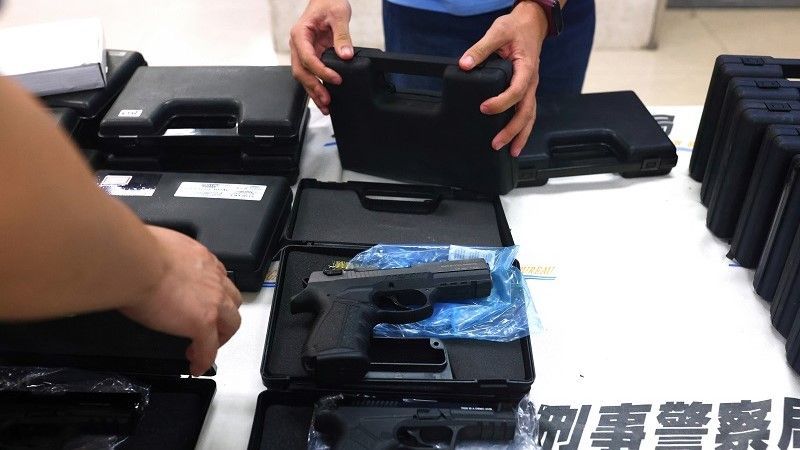 تايوان.. أكبر قضية تهريب سلاح من الصين إلى تايبيه (بالفيديو والصور)