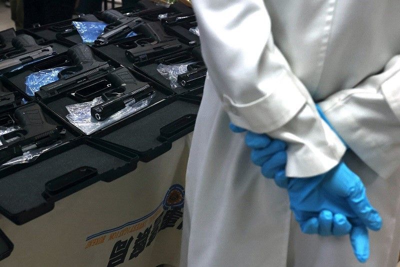 تايوان.. أكبر قضية تهريب سلاح من الصين إلى تايبيه (بالفيديو والصور)