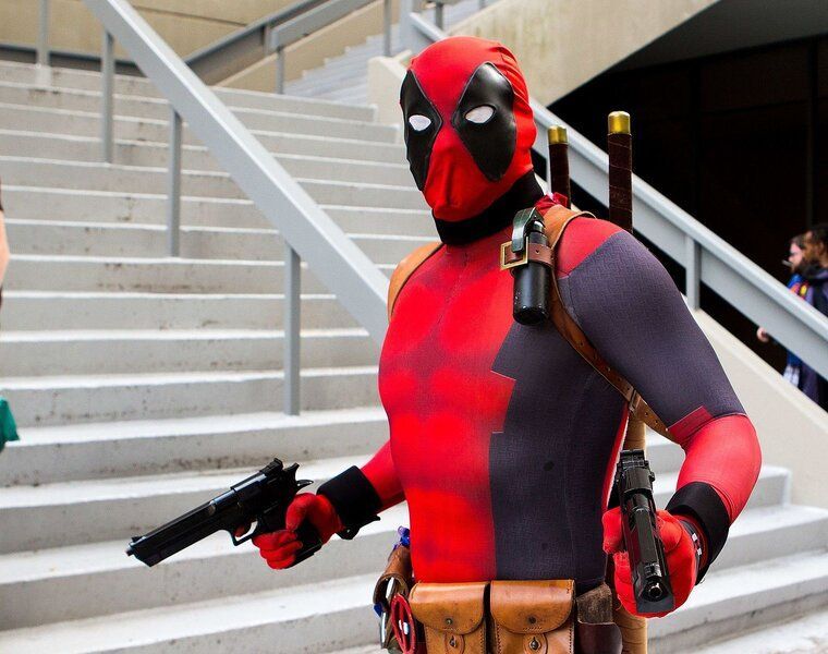 "ديدبول" يرحب باستيلاء رينولدز على فريق ريكسهام