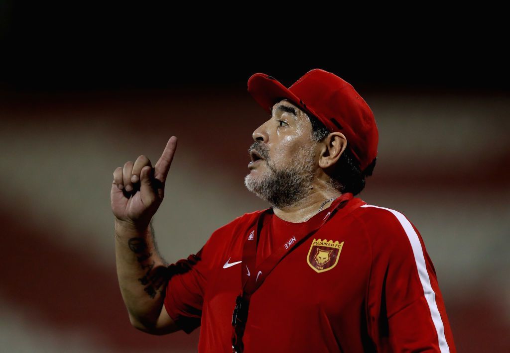 رغم المسيرة الأسطورية كلاعب.. تجارب مارادونا التدريبية لم يكتب لها النجاح