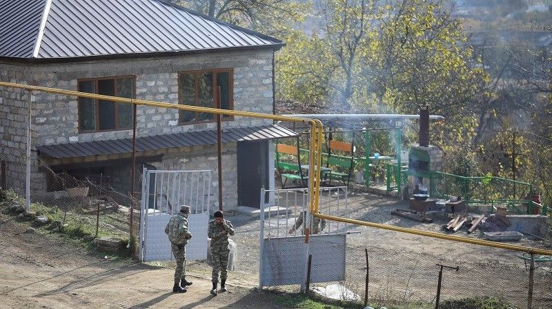 برلمان أذربيجان يدعو إلى إقصاء فرنسا من المفاوضات حول قره باغ