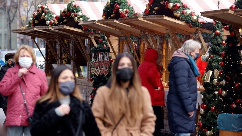 توصيات جديدة لمنظمة الصحة بشأن كورونا.. وماذا عن فعالية "صمام" الكمامة؟