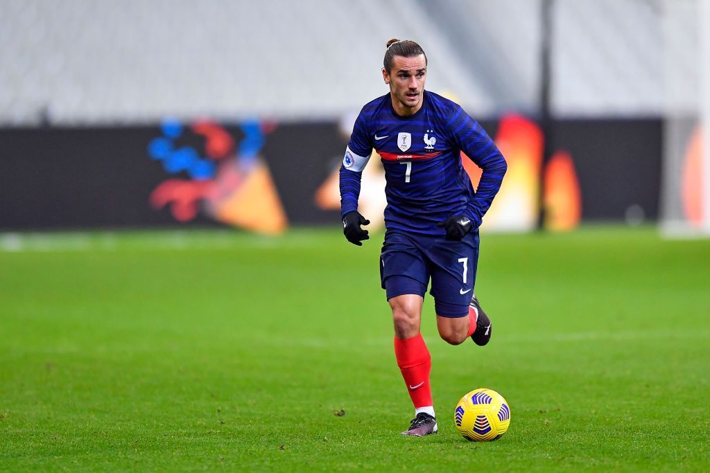 غريزمان يعلن إنهاء شراكته مع هواوي تعاطفاً مع مسلمي الإيغور.. مطبخ أخبار الليلة 10/12