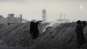 داعش يعدّ الانتحاريات لتعويض نقص الرجال