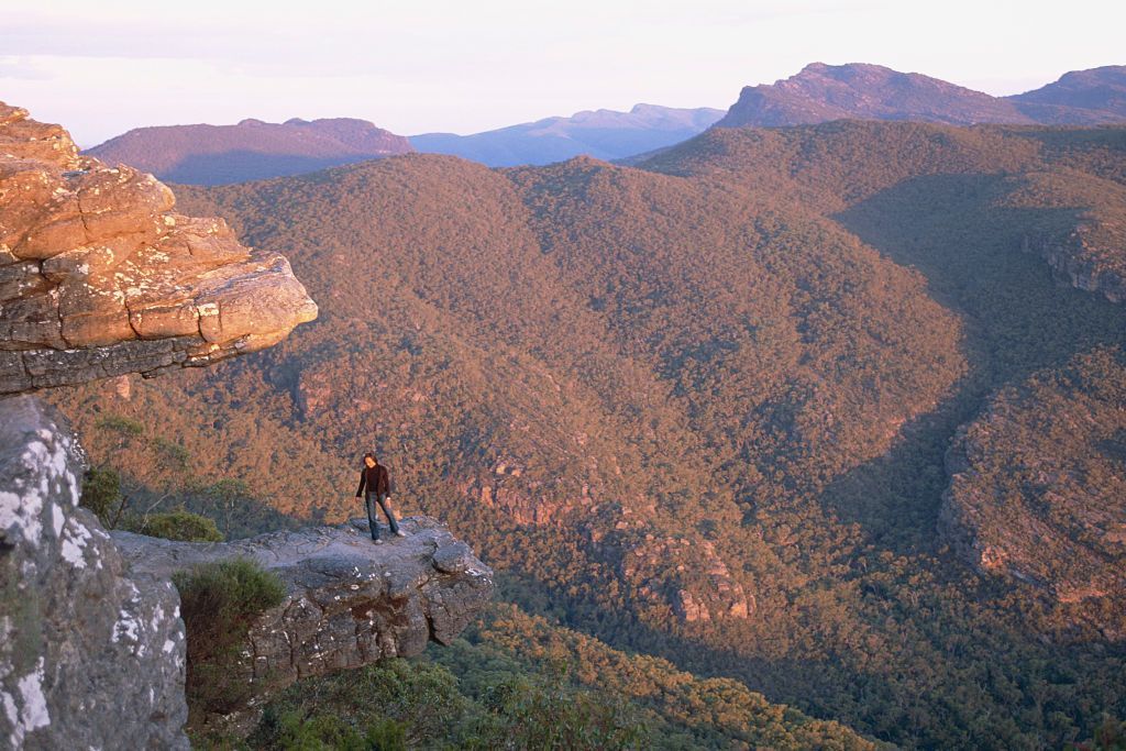 أستراليا.. صورة ”سيلفي“ تنهي حياة سيدة أمام أعينِ طفلها وزوجها! 1 أستراليا.. صورة ”سيلفي“ تنهي حياة سيدة أمام أعينِ طفلها وزوجها!