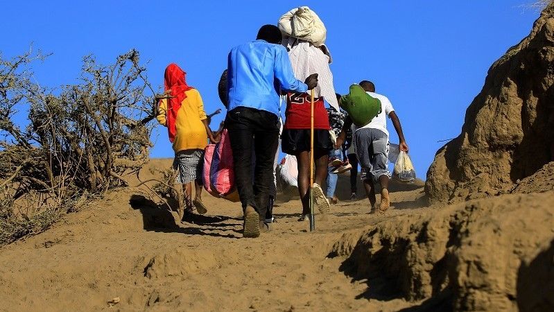 توتر الأوضاع بين السودان وإثيوبيا في مناطق حدودية.. والبرهان يتفقد الخطوط الأمامية