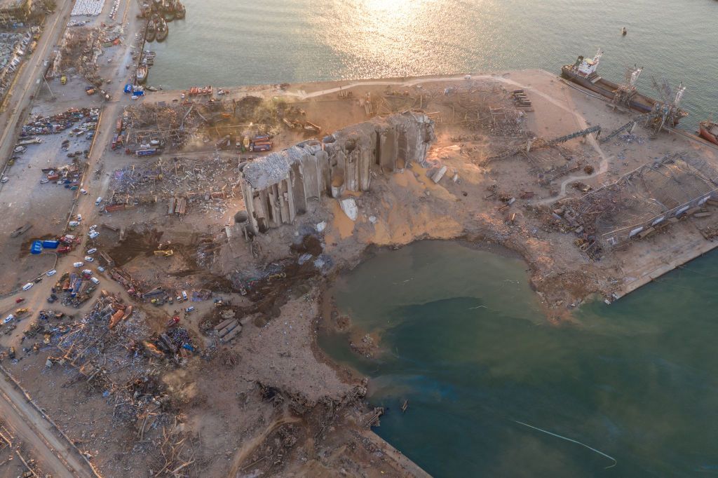 القضاء في لبنان عاجز أمام المسؤولين.. التحقيق مع السياسيين في قضية إنفجار بيروت ”ممنوع“ 3 القضاء في لبنان عاجز أمام المسؤولين.. التحقيق مع السياسيين في قضية إنفجار بيروت ”ممنوع“