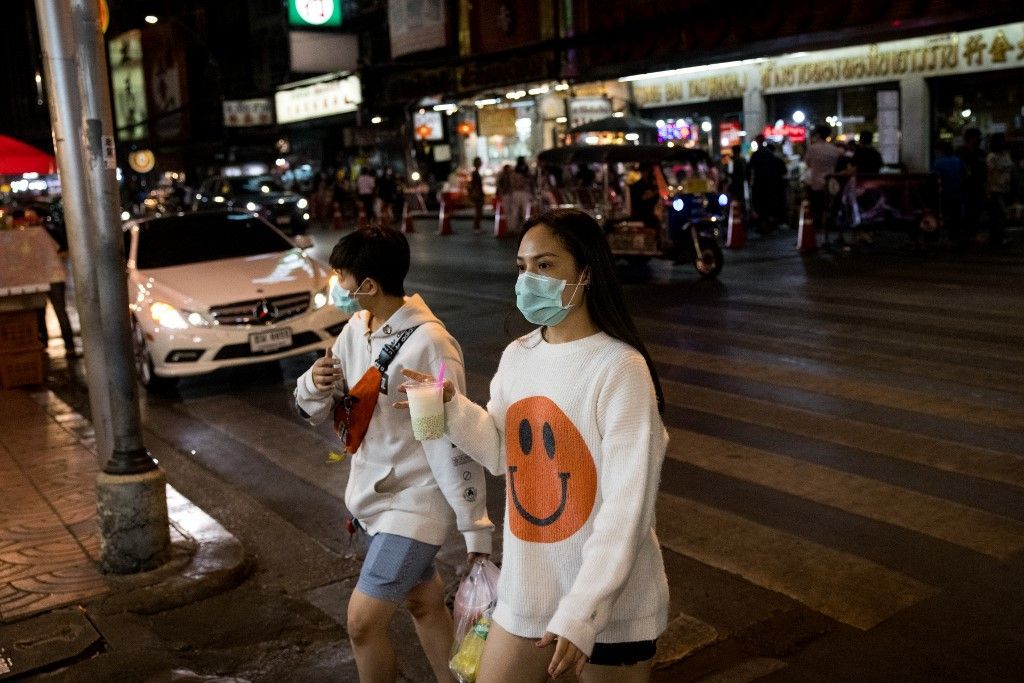 بانكوك تغلق المطاعم والنوادي الليلية.. هكذا عاشت المدينة مع إجراءات كورونا 7 بانكوك تغلق المطاعم والنوادي الليلية.. هكذا عاشت المدينة مع إجراءات كورونا