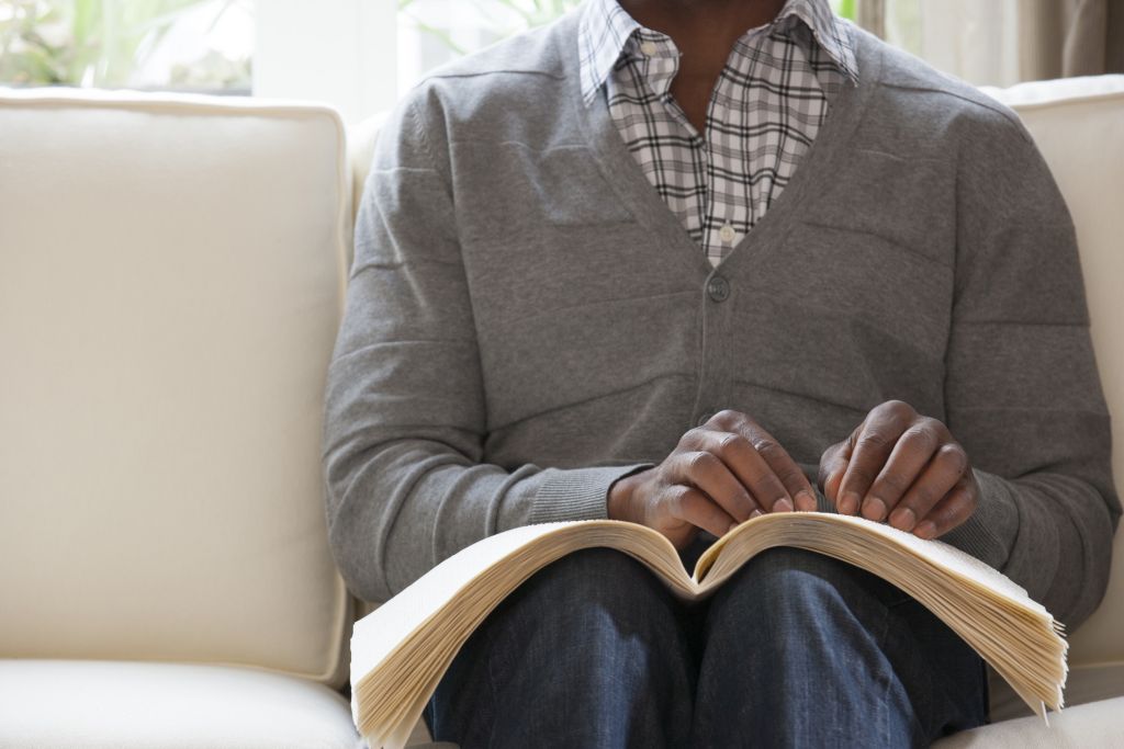 في اليوم العالمي لــ "لغة بريل" .. ما مصير مليار مكفوف في زمن كورونا؟ 3 في اليوم العالمي لــ "لغة بريل" .. ما مصير مليار مكفوف في زمن كورونا؟